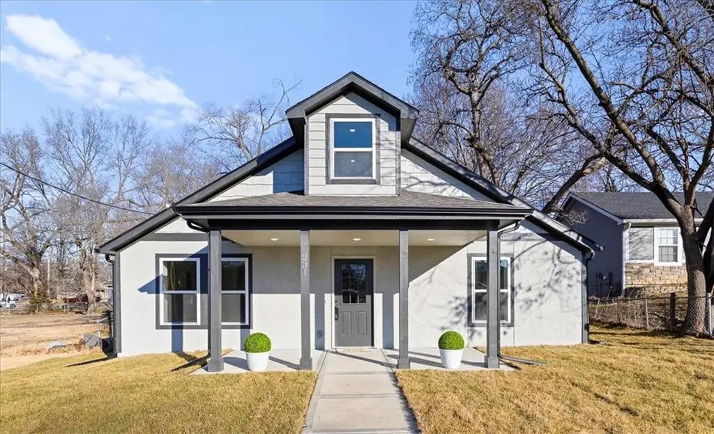 231 Coronado Road, Bonner Springs, KS 66012 - Image #1