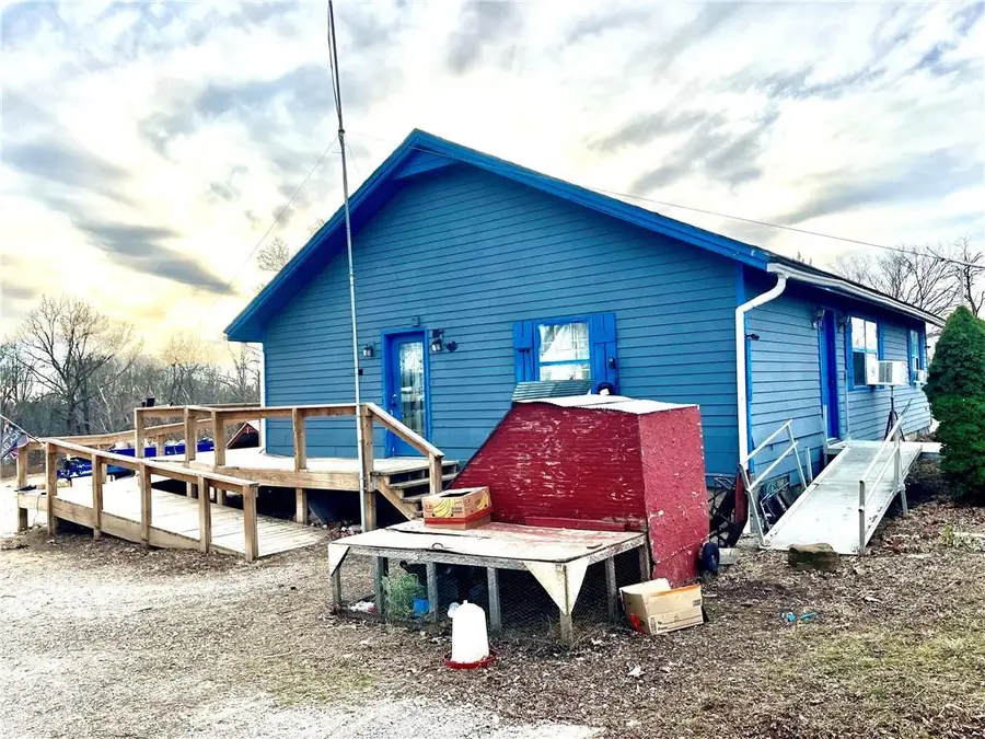 13538 E Mission Road, Nevada, MO 64772 - Image #2