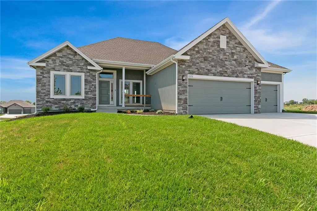 11116 N Bristol Avenue, Kansas City, MO 64156 - Image #1