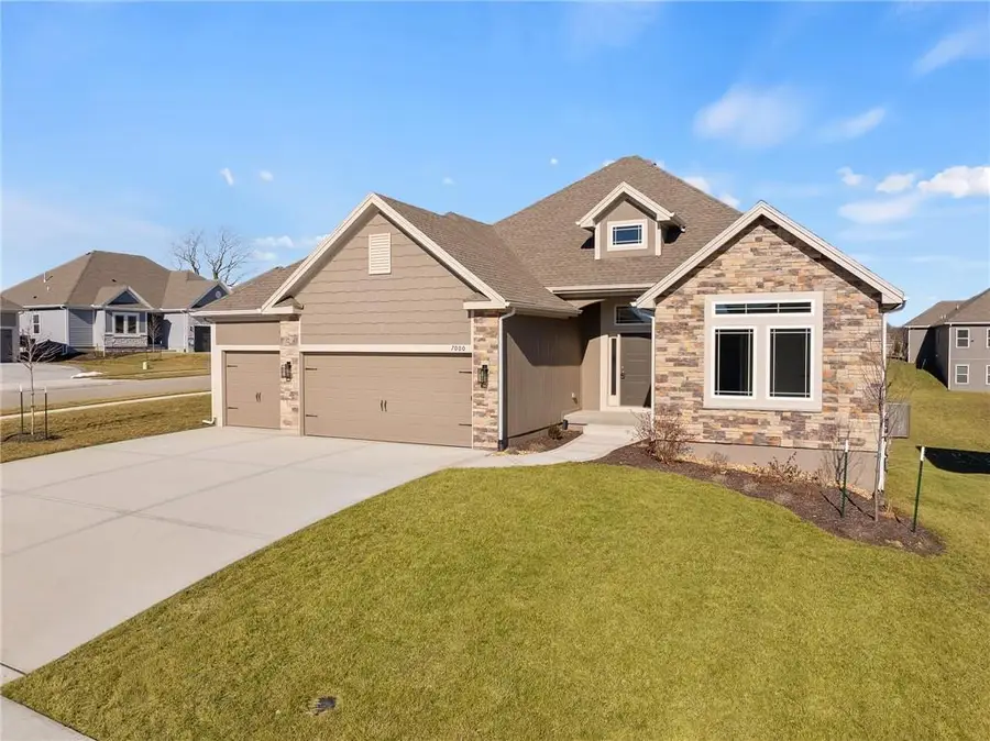 7000 NE 102nd Court, Kansas City, MO 64156 - #2