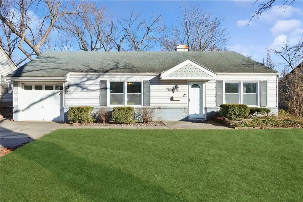 7521 High Drive, Prairie Village, KS 66208 - Image #1