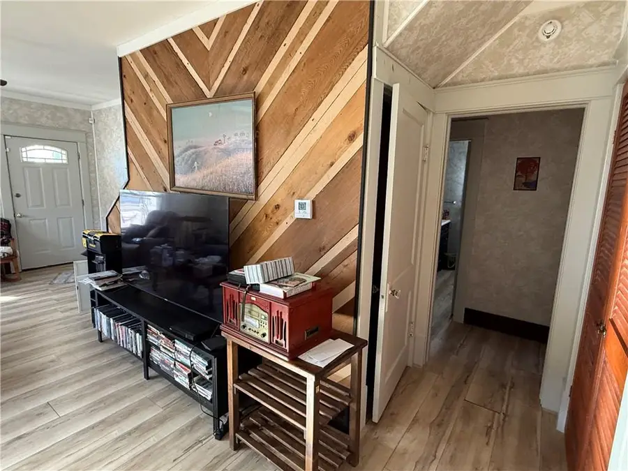 1314 W 5th Street, Coffeyville, KS 67337 - Image #2