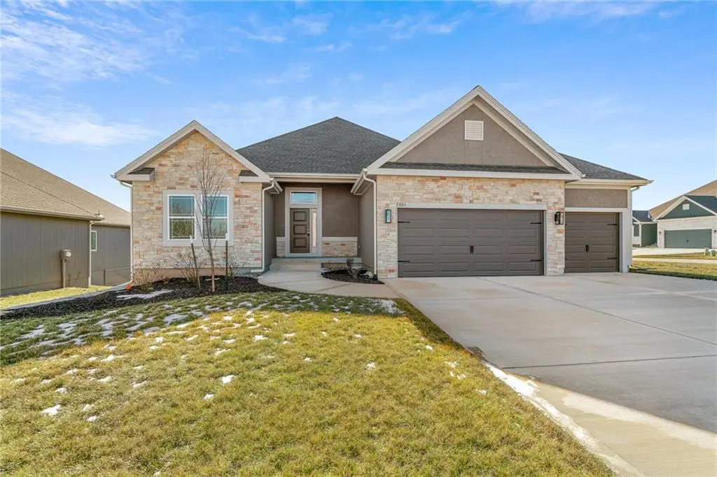 7001 NE 103rd Street, Kansas City, MO 64156 - #1