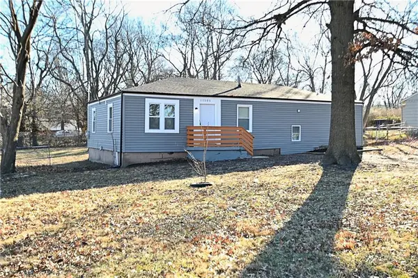 11505 Grandview Road, Kansas City, MO 64137