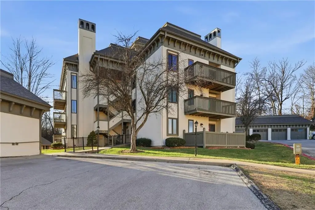 303 E Partridge Avenue #39, Independence, MO 64055 - Image #1