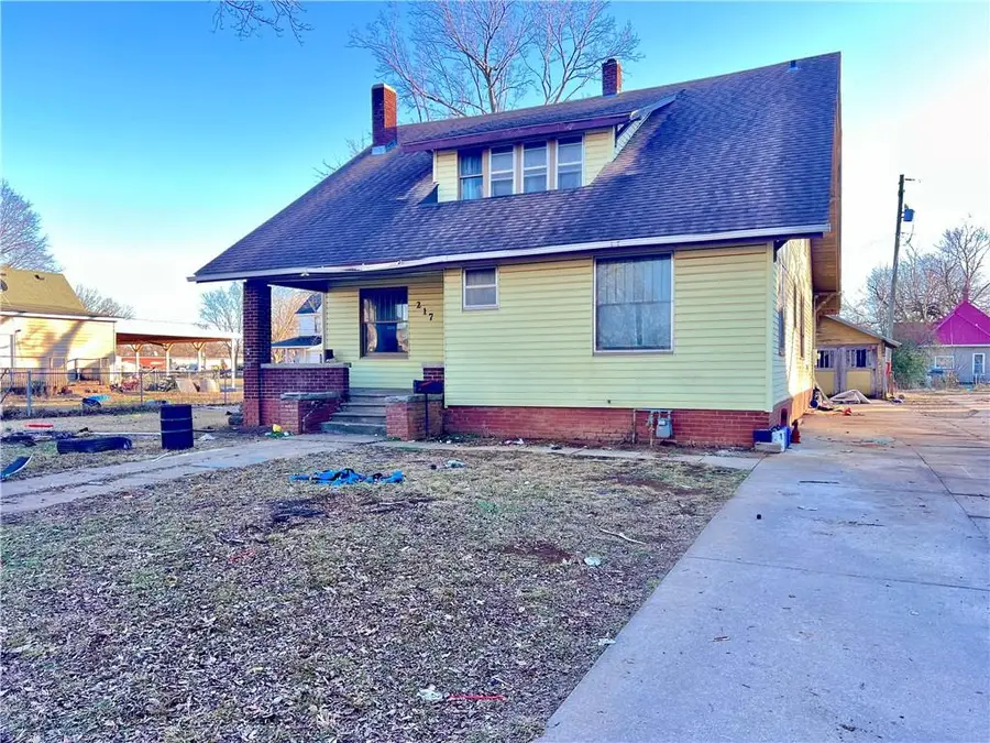 217 W 1st Street, Cherryvale, KS 67335 - Image #2