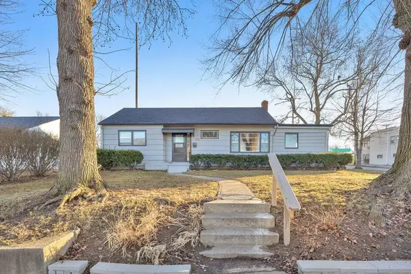 1103 N 24th Street, St Joseph, MO 64506