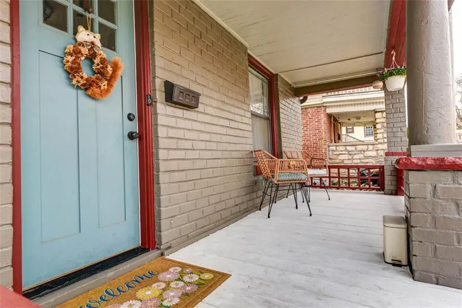 2721 Holmes Street, Kansas City, MO 64109 - #2