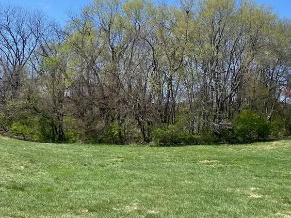 Ash Street, Atchison, KS 66002