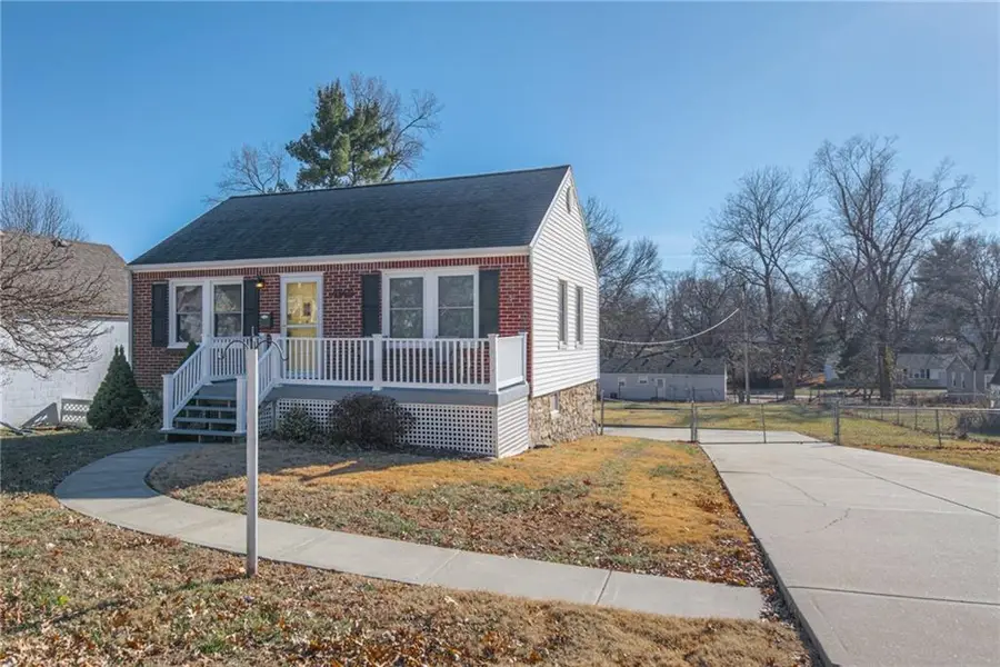 9405 E 68th Terrace, Raytown, MO 64133 - #2