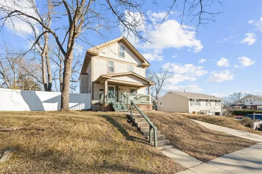 5829 Virginia Avenue, Kansas City, MO 64110 - Image #2