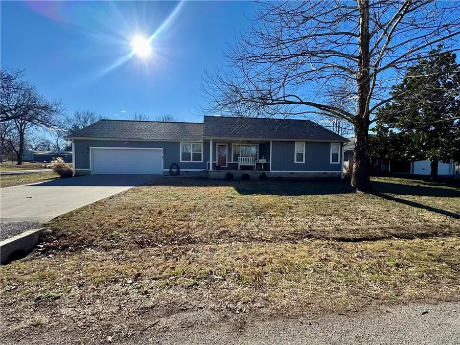 1320 E Buckeye Street, Columbus, KS 66725 - Image #3