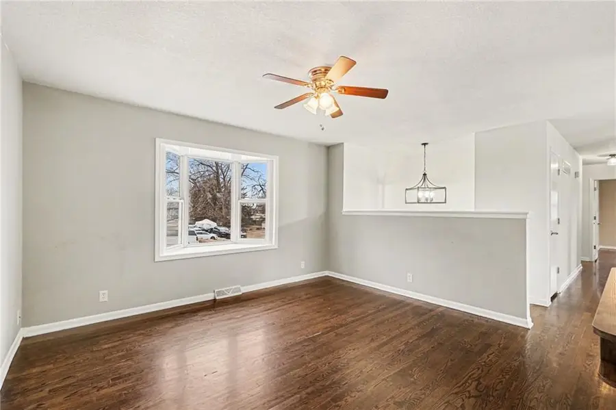 10725 N Mcgee Street, Kansas City, MO 64155 - Image #3