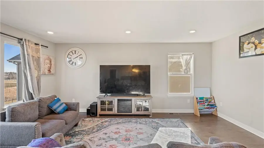 3813 SW Maryville Place, Lees Summit, MO 64082 - Image #3