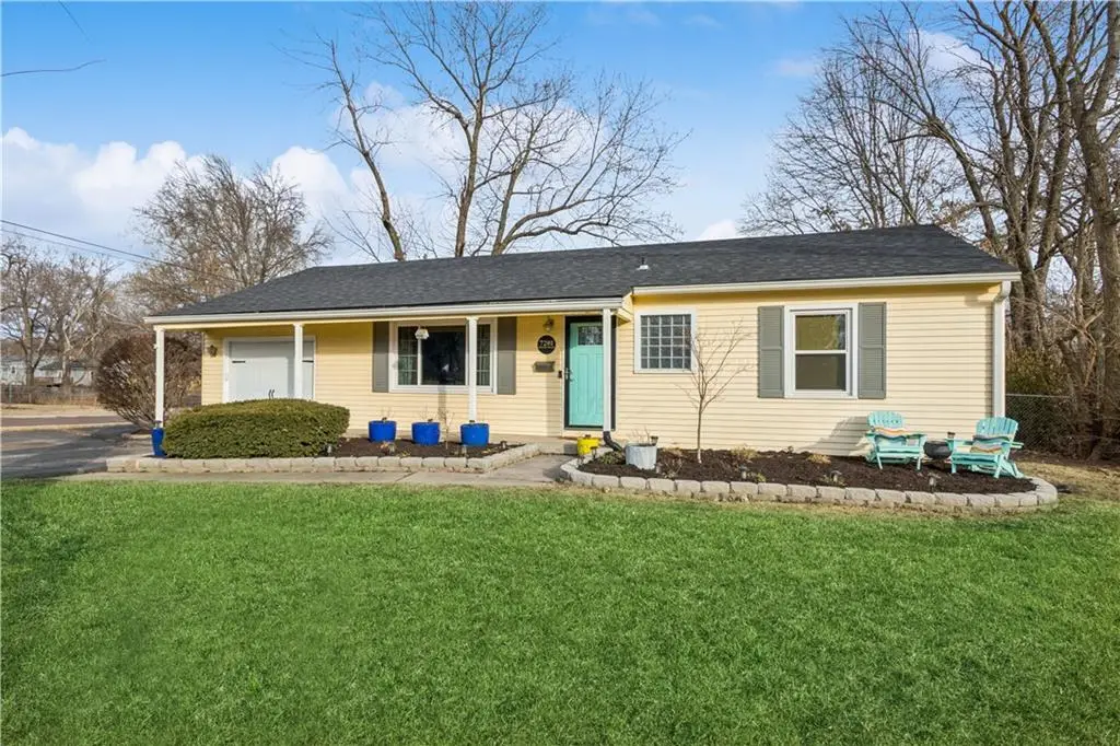 7201 Reeds Road, Overland Park, KS 66204 - #1