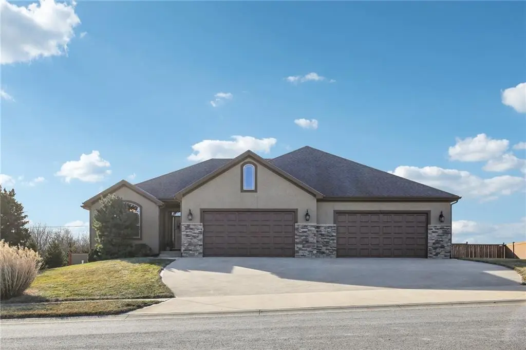 15001 Josh Street, Basehor, KS 66007 - #1