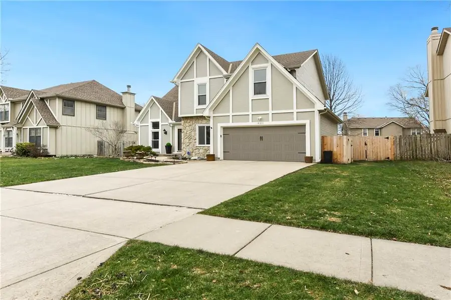 14331 S Kaw Drive, Olathe, KS 66062 - #2