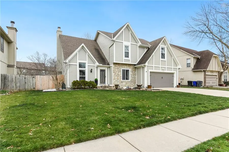 14331 S Kaw Drive, Olathe, KS 66062 - #3