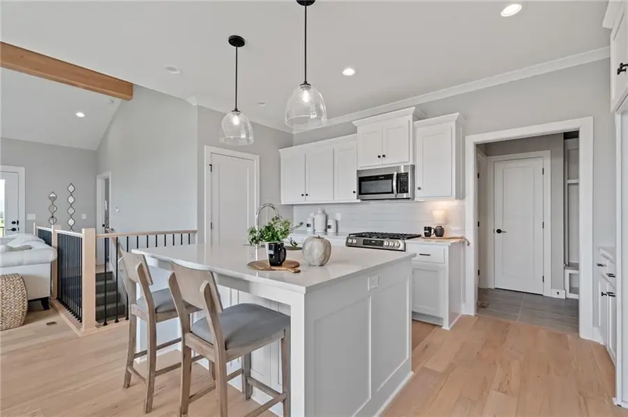 8216 Aurora Street, Lenexa, KS 66220 - Image #2