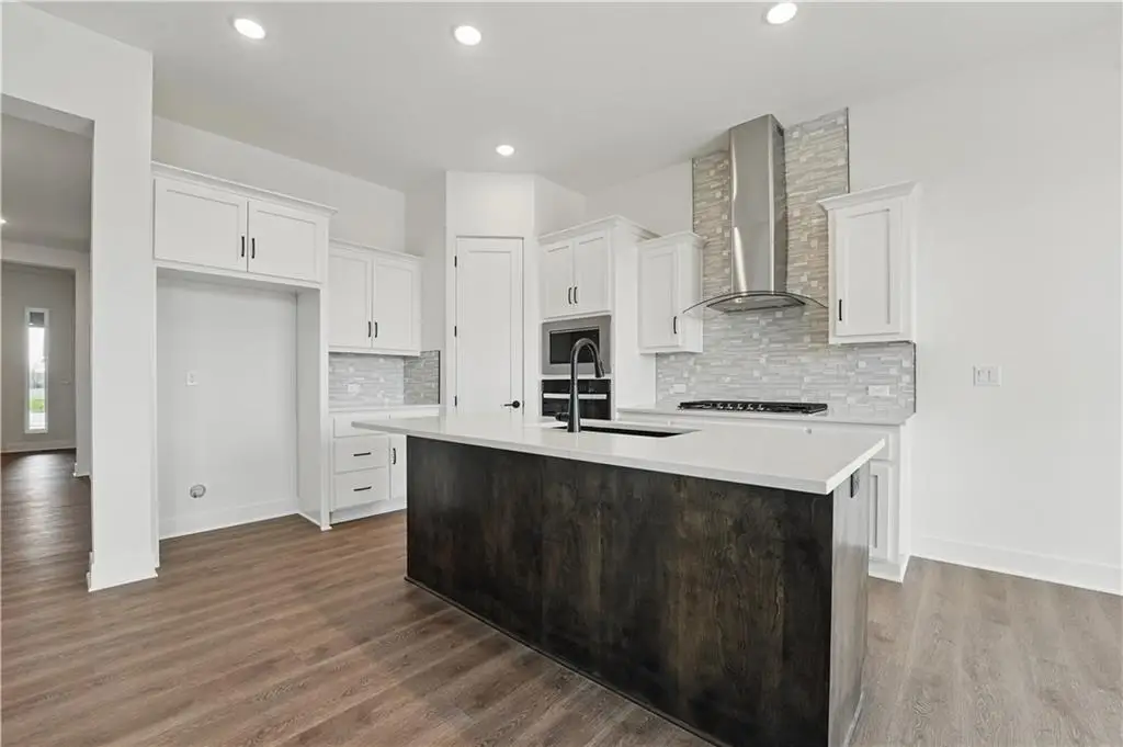 1705 NW 104th Terrace, Kansas City, MO 64155 - Image #1