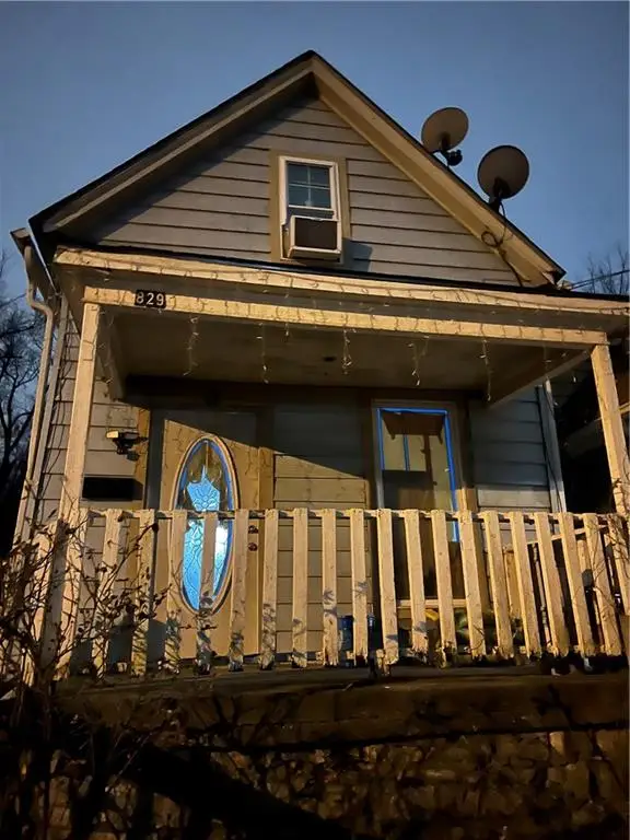 829 Reynolds Avenue, Kansas City, KS 66101