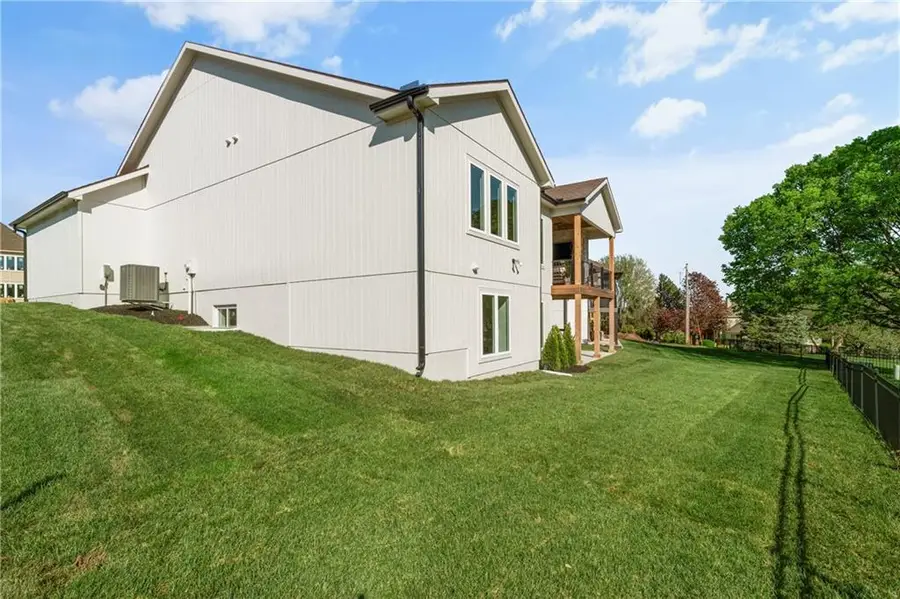 1512 NE Park Springs Terrace, Lees Summit, MO 64064 - #2