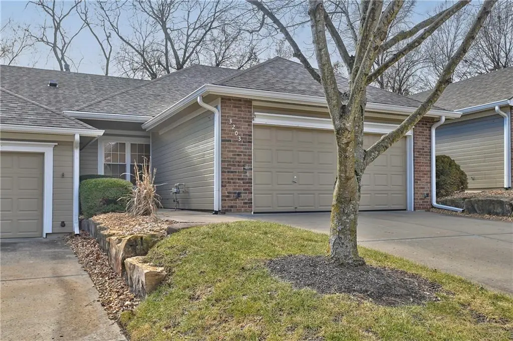 3203 NW 67th Street, Kansas City, MO 64151 - Image #1