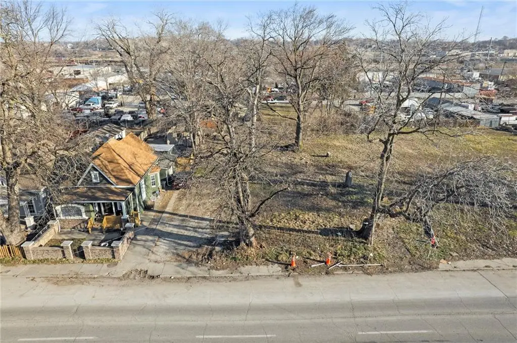 1226-1228 Kansas Avenue, Kansas City, KS 66105 - #1