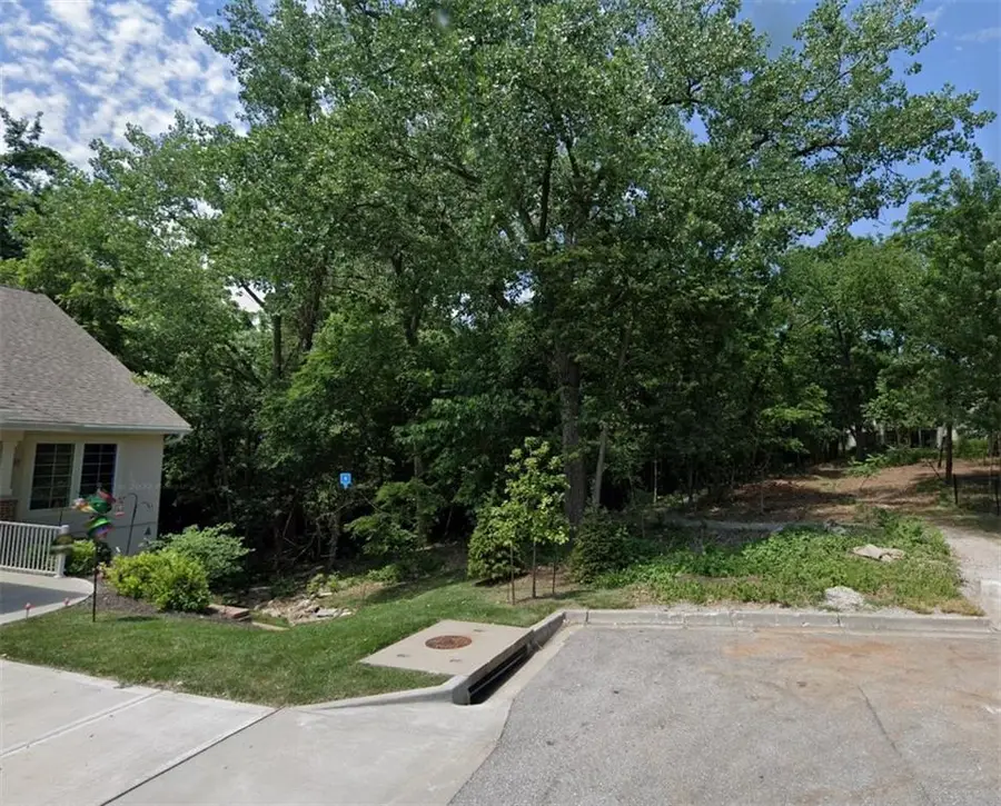 611 W 100th Terrace, Kansas City, MO 64114 - Image #2