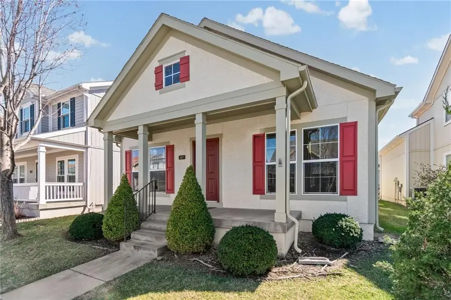 407 E 30th Avenue, North Kansas City, MO 64116 - #2