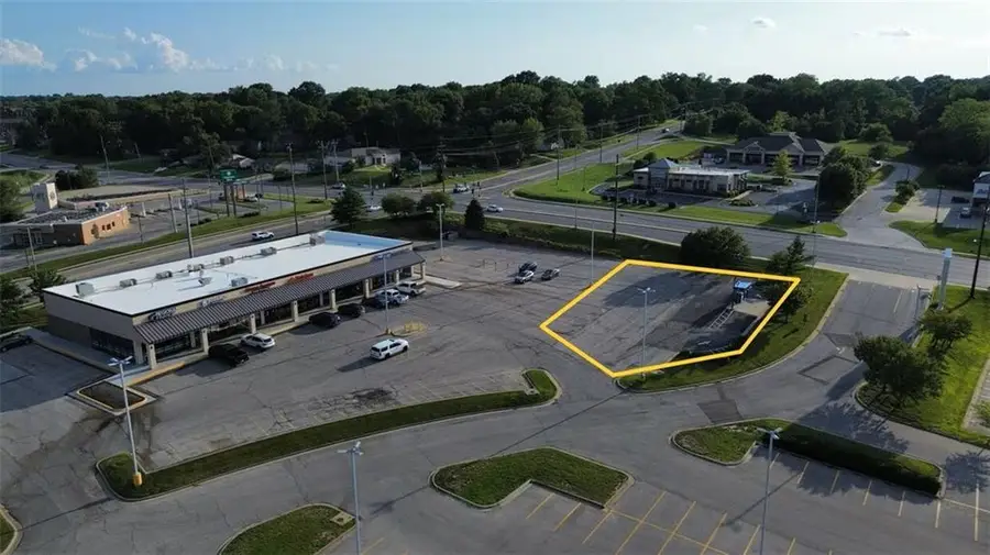 6441 N Prospect Avenue, Kansas City, MO 64119 - #3