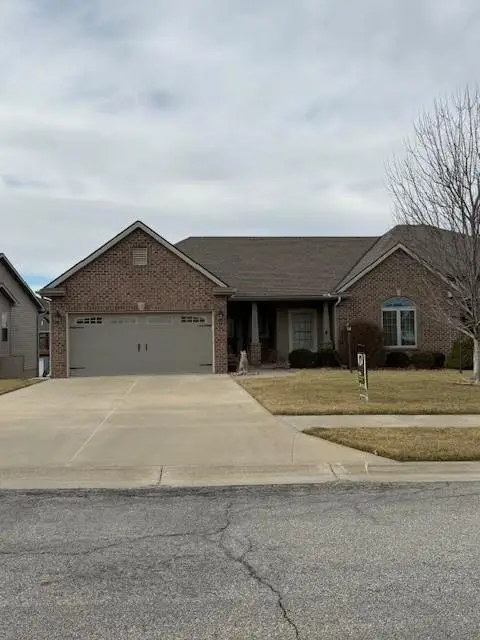 4504 Stonebridge Drive W, Saint Joseph, MO 64505 - #1