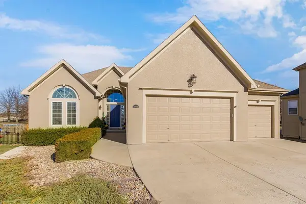 1904 NE 104th Terrace, Kansas City, MO 64155