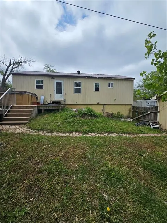 30740 W 83rd Street, De Soto, KS 66018 - Image #2