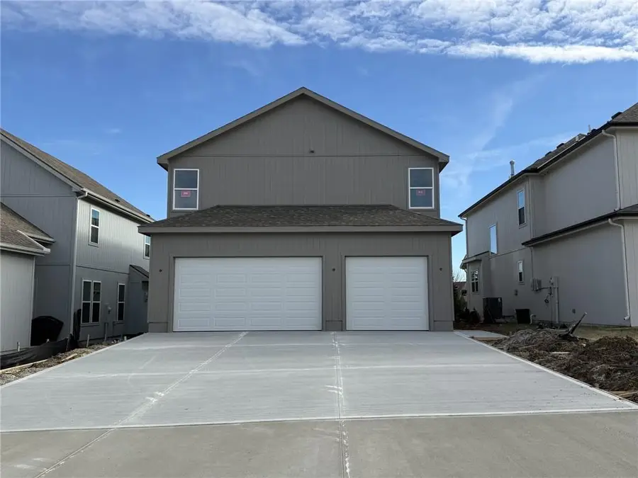 3920 SW Stoney Brook Drive, Lees Summit, MO 64082 - Image #2