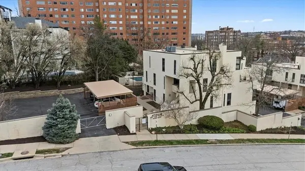 4549 Walnut Street, Kansas City, MO 64111