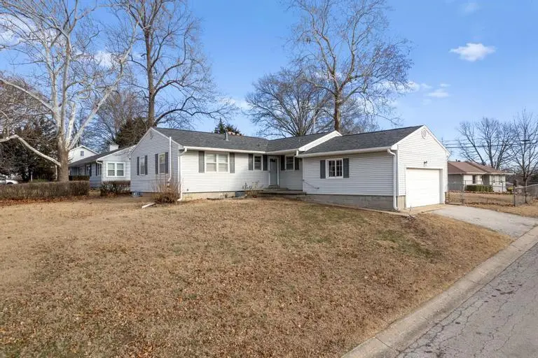 737 N Nettleton Avenue, Bonner Springs, KS 66012 - Image #1