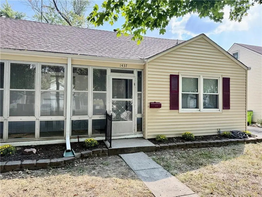 1437 E 25th Avenue, Kansas City, MO 64116 - Image #3