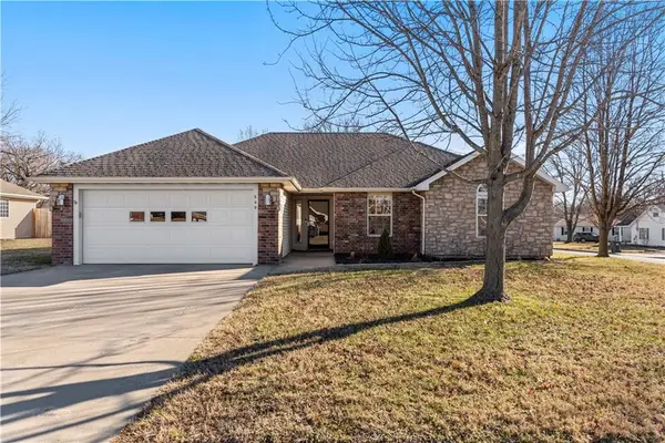 500 N Webster Street, Nevada, MO 64772