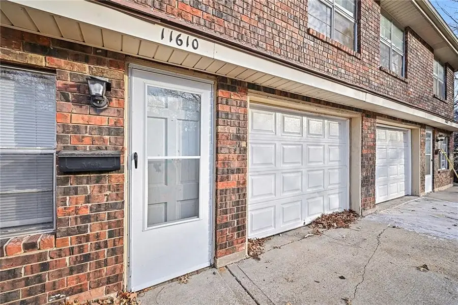 11610-11612 Ivanhoe Court, Independence, MO 64052 - #2