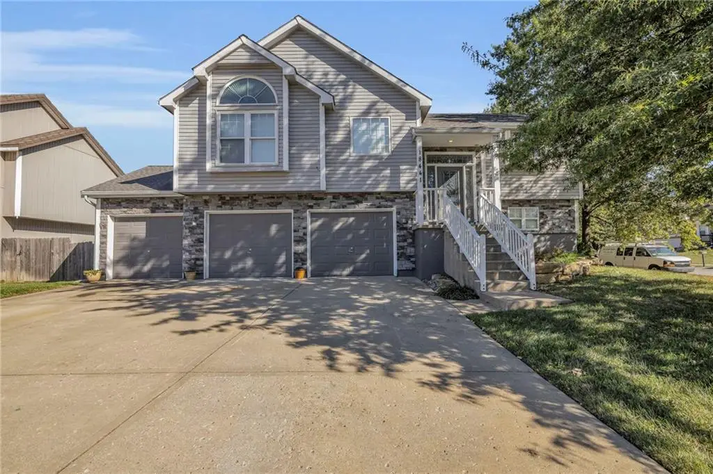 18441 Spruce Street, Gardner, KS 66030 - #1