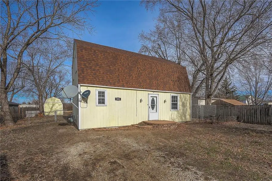 424 E 2nd Street, Linwood, KS 66052 - #3