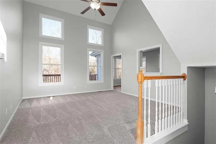 807 Redbud Drive, Paola, KS 66071 - #2