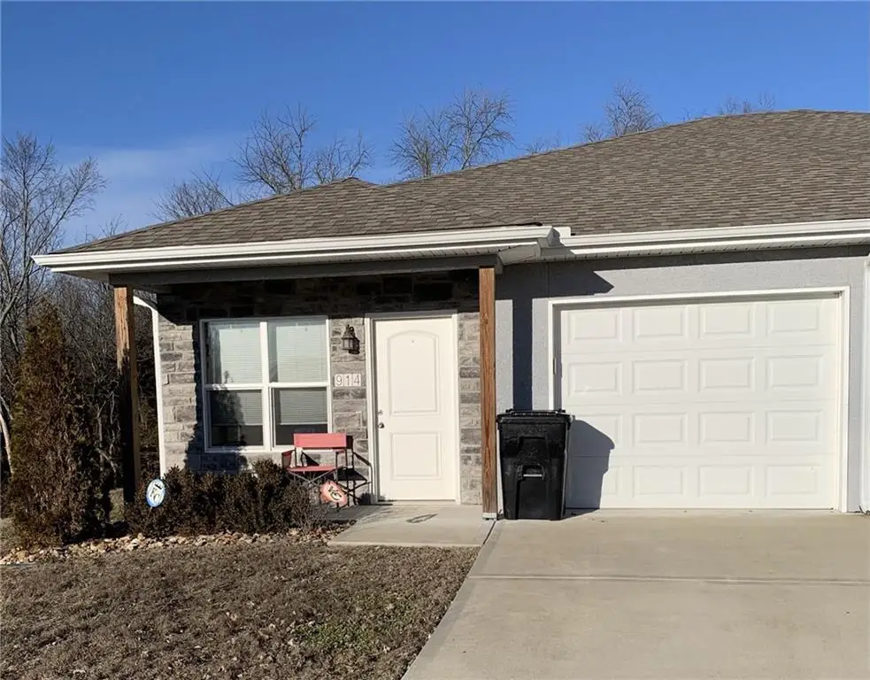 914 Riffle Drive, Pleasant Hill, MO 64080 - Image #1