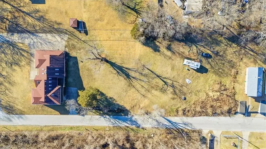 5218 Indiana Avenue, Kansas City, MO 64130 - Image #3