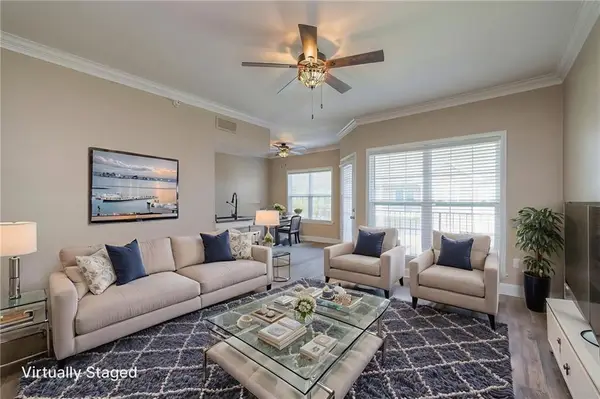 11614 Tomahawk Creek Parkway #I, Leawood, KS 66211