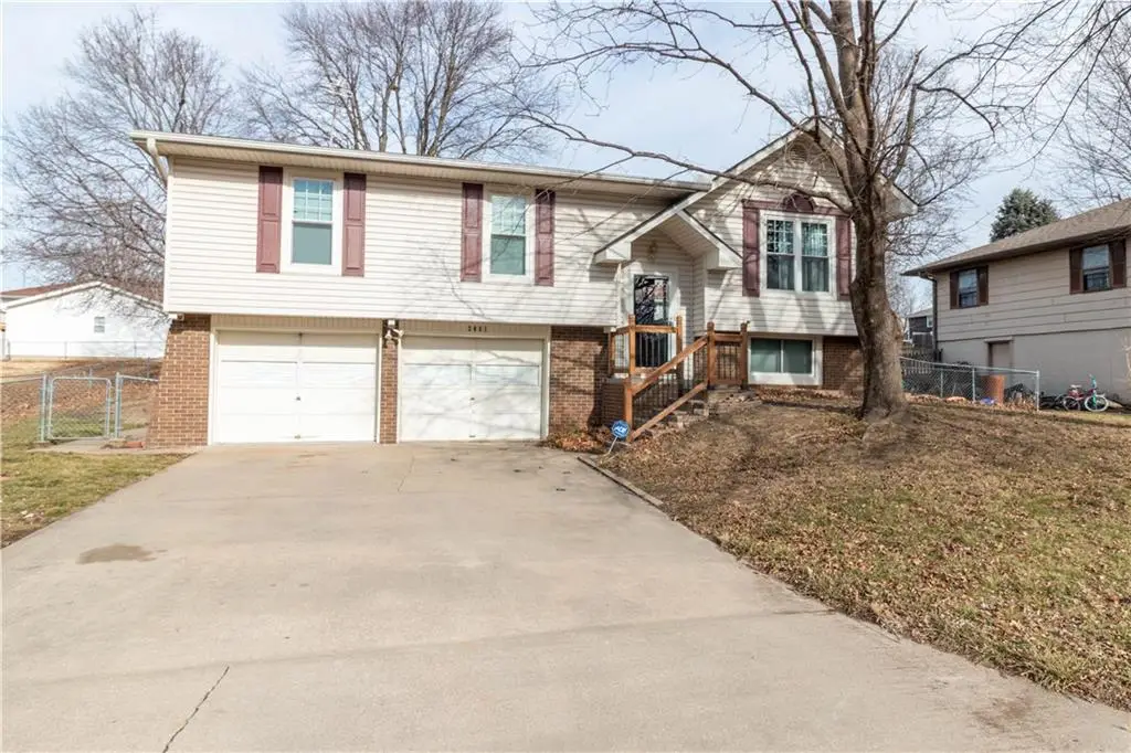 3001 Dover Street, Saint Joseph, MO 64506 - Image #1