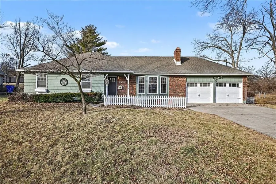 5936 Laurel Avenue, Raytown, MO 64133 - Image #2