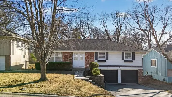 505 E 90th Terrace, Kansas City, MO 64131