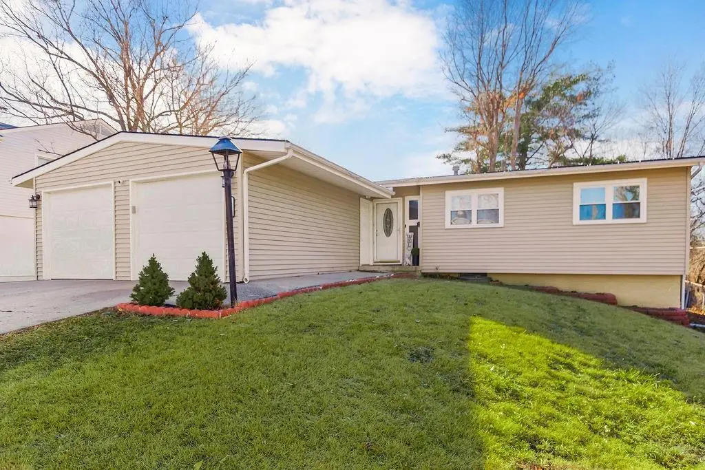 1717 NE 50th Street, Kansas City, MO 64118 - Image #1